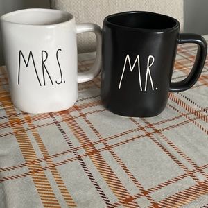 Rae Dunn Mr and Mrs Mugs